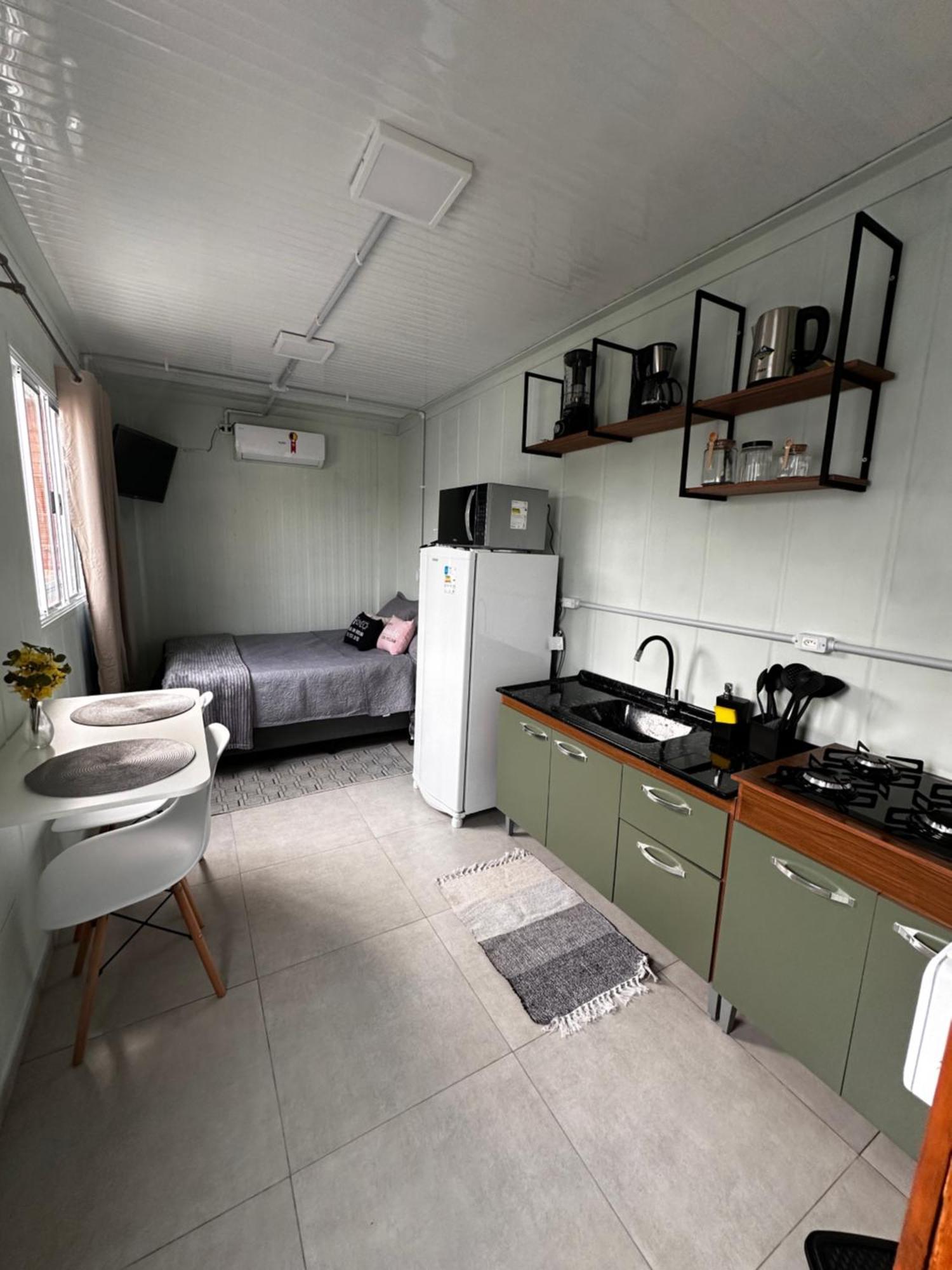 Вілла Kitnet Container Com Garagem Ітапема Екстер'єр фото